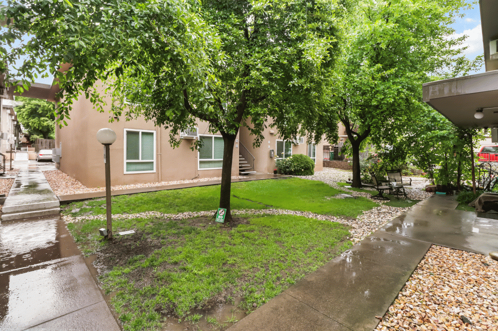 This image is the visual representation of Exterior 2 in River's Edge At Fair Oaks Apartments.